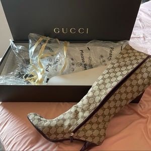 Gucci boots size 40.5
